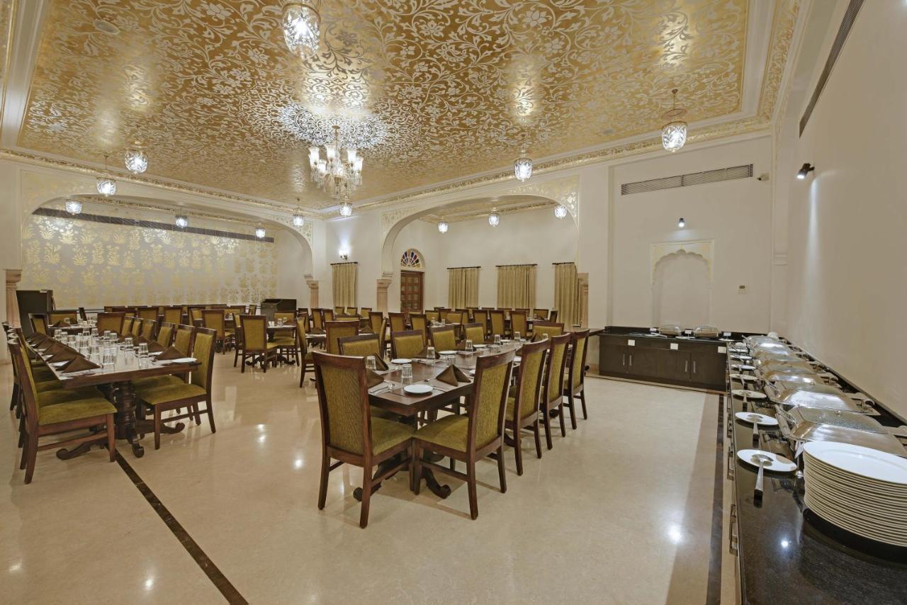 The Jai Bagh Palace Jaipur Exterior photo