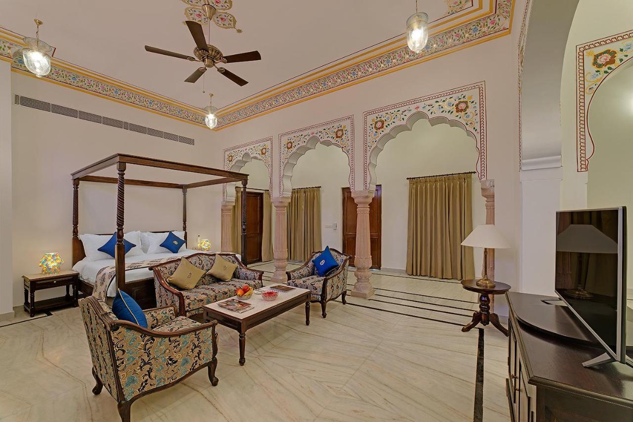 The Jai Bagh Palace Jaipur Exterior photo