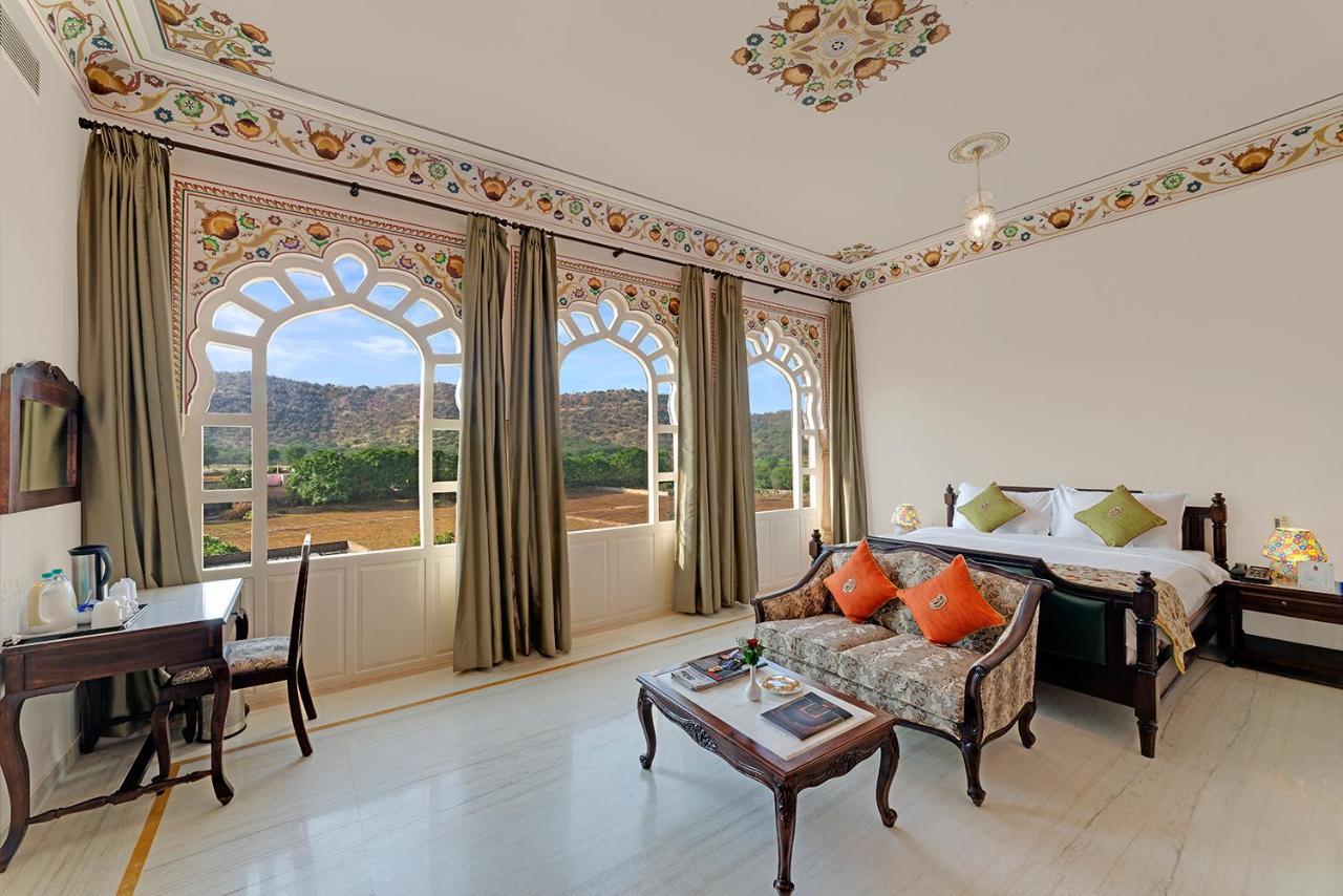 The Jai Bagh Palace Jaipur Exterior photo