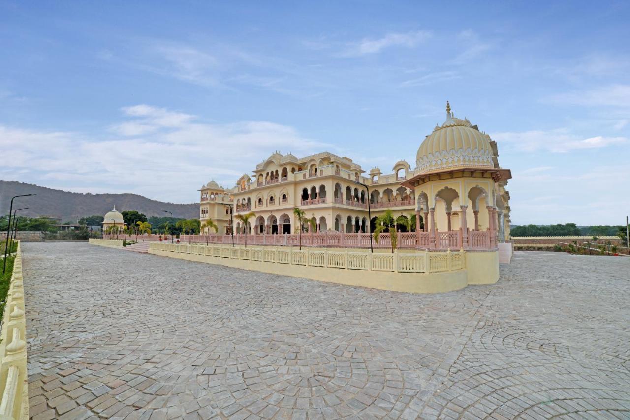 The Jai Bagh Palace Jaipur Exterior photo